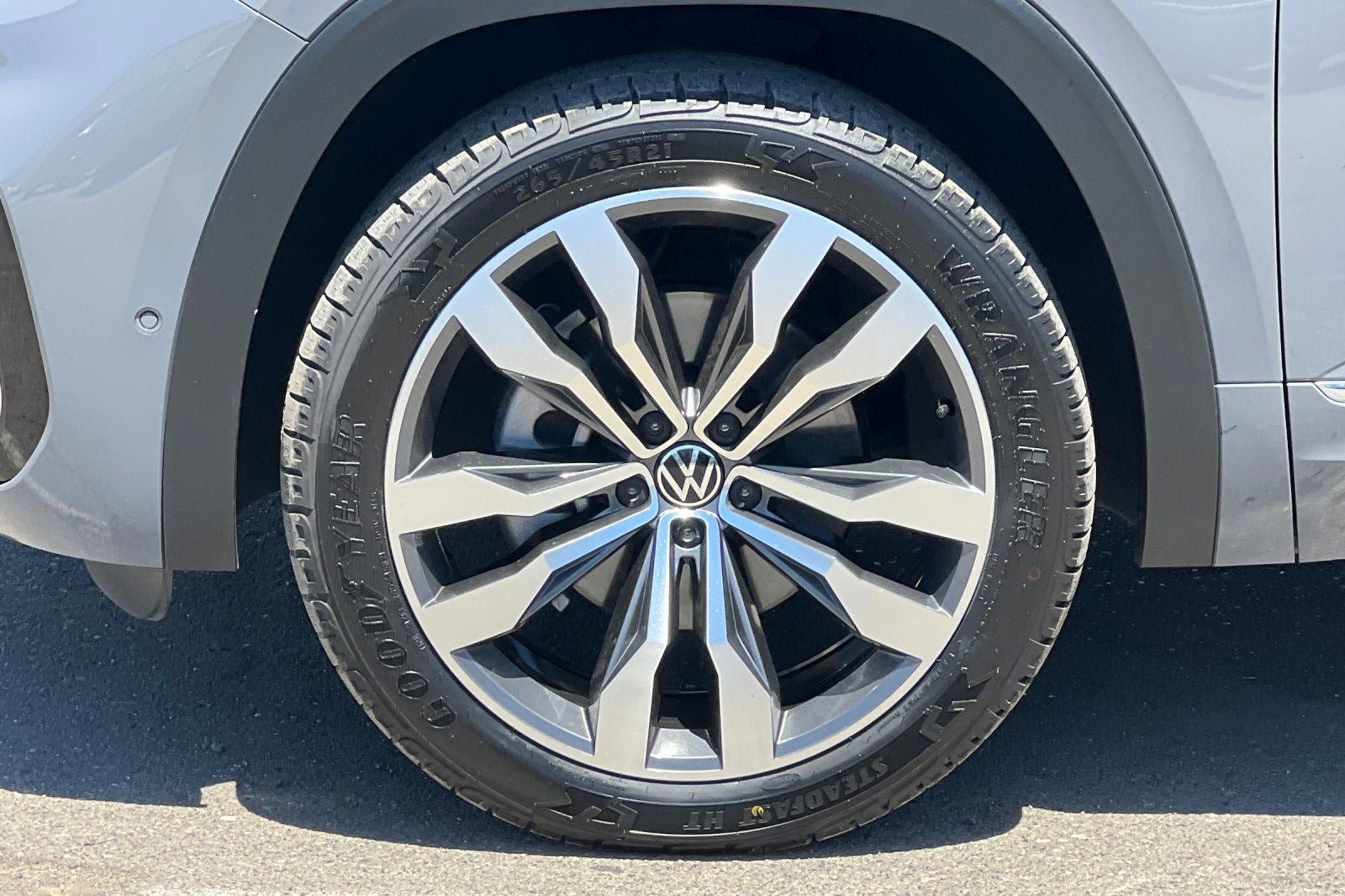2021 Volkswagen Atlas Cross Sport 3.6L V6 SEL Premium R-Line