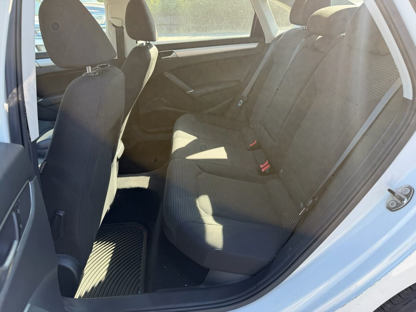 2016 Volkswagen Passat 1.8T S
