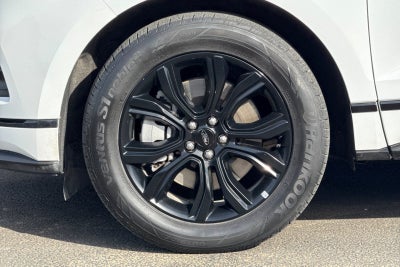 2023 Ford Edge SE