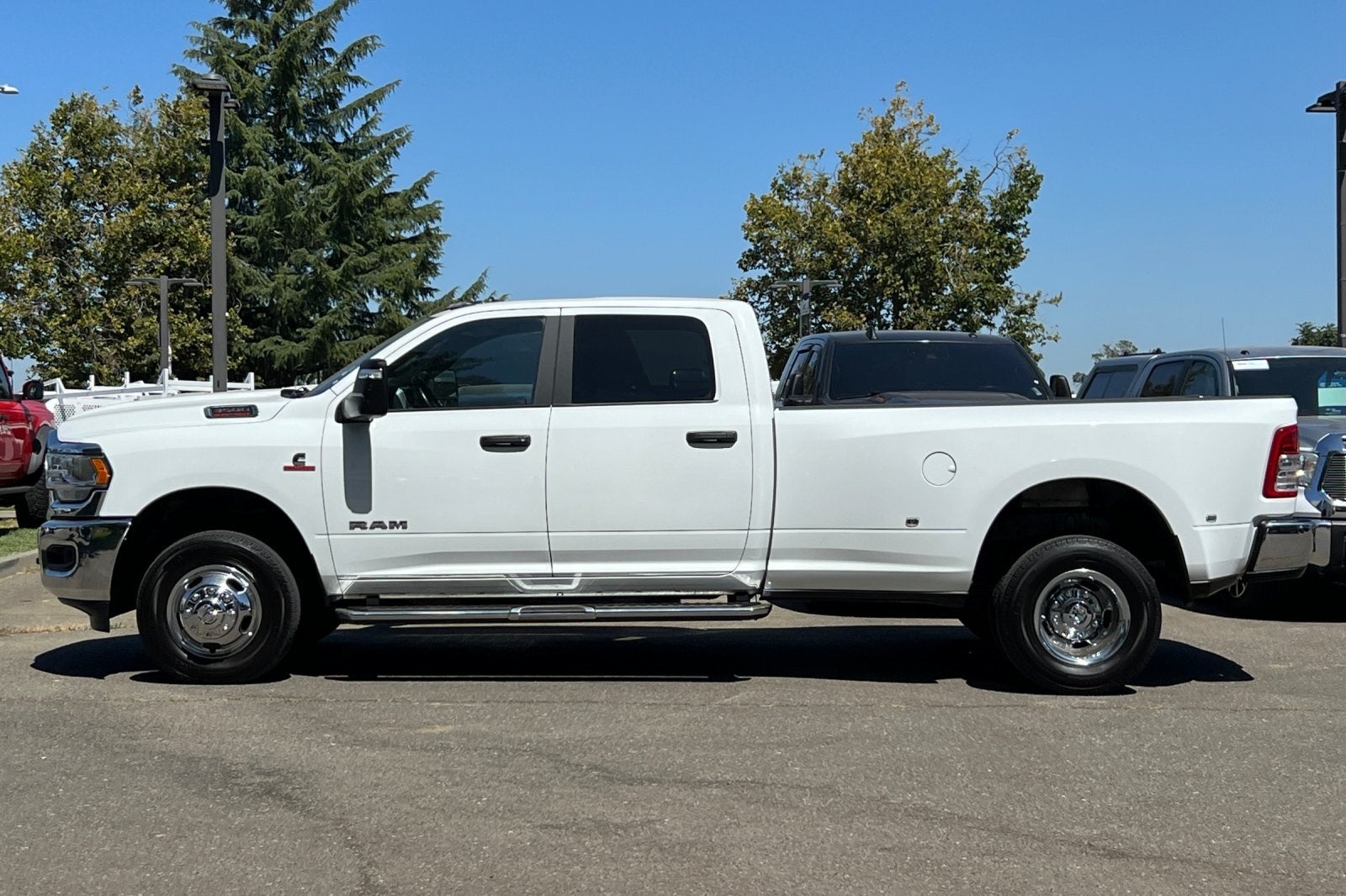 2024 RAM 3500 Big Horn DRW