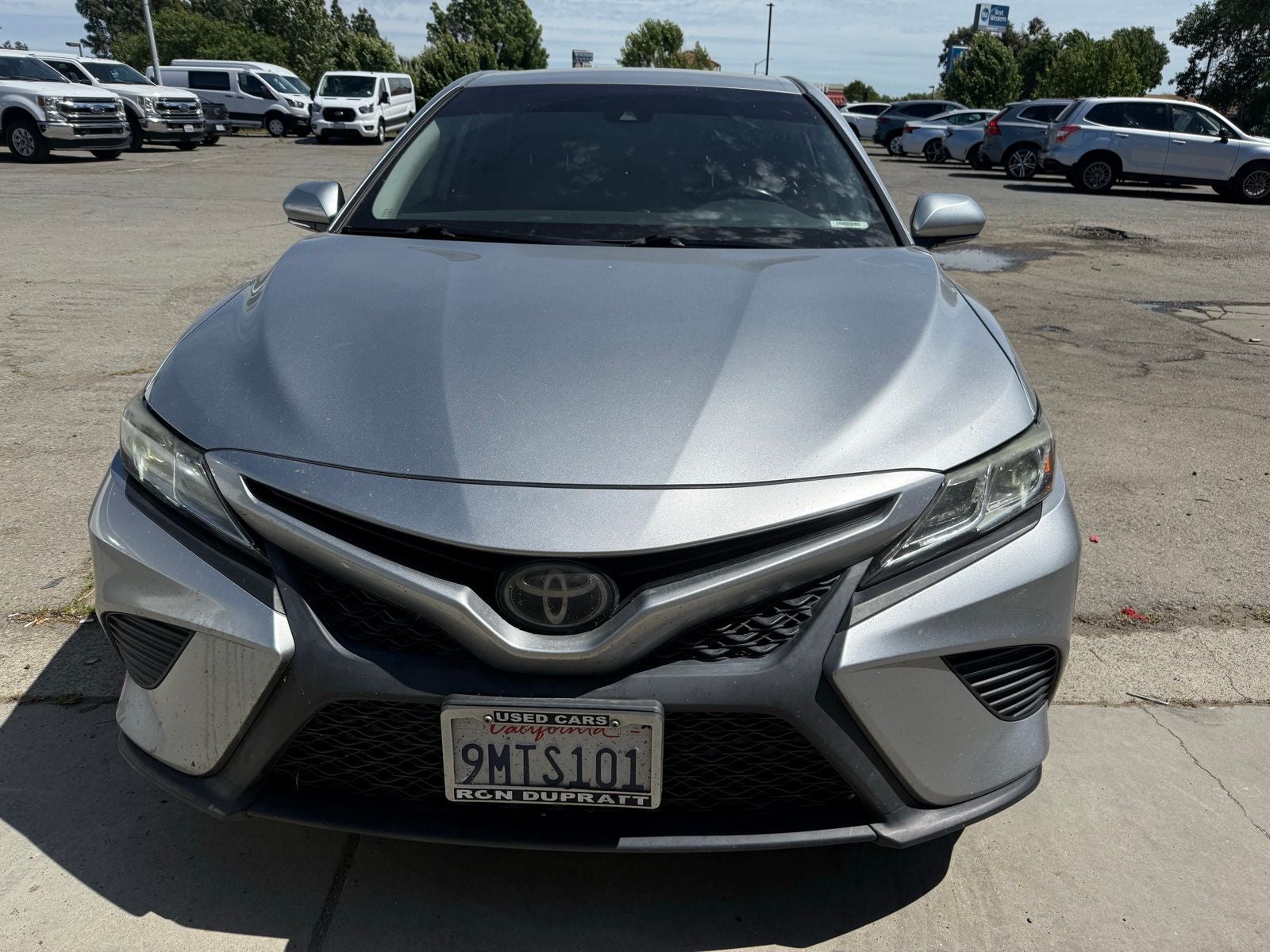 2019 Toyota Camry SE