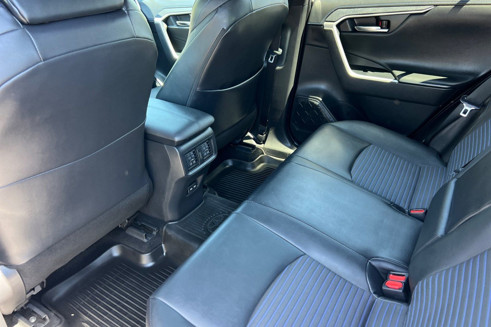 2022 Toyota RAV4 Hybrid XSE
