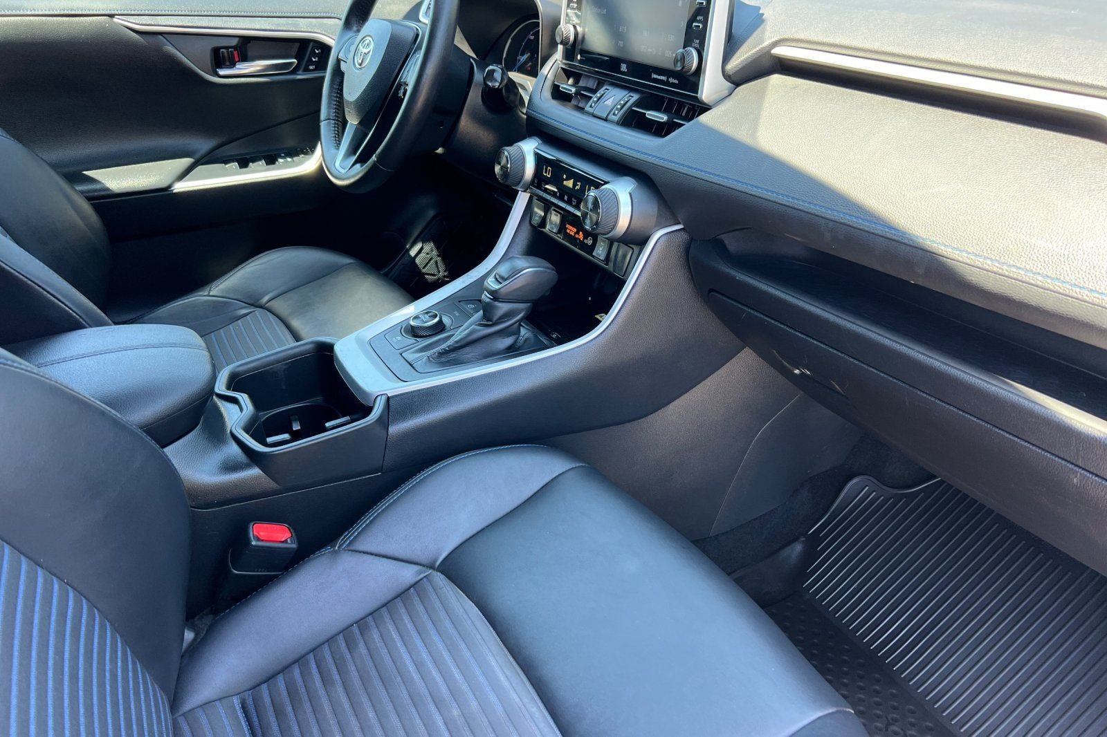2022 Toyota RAV4 Hybrid XSE
