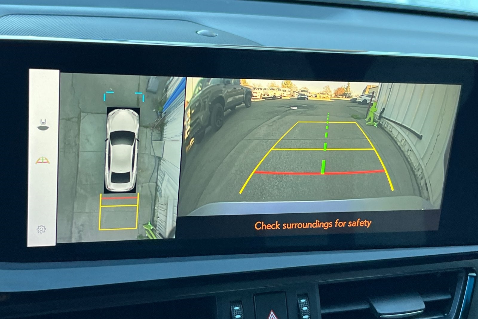 2024 Lexus ES 300h F SPORT Handling