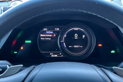 2024 Lexus ES 300h F SPORT Handling