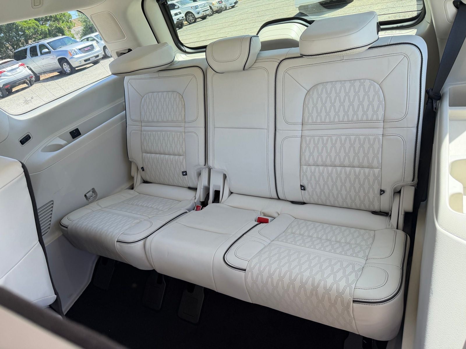 2023 Lincoln Navigator Black Label