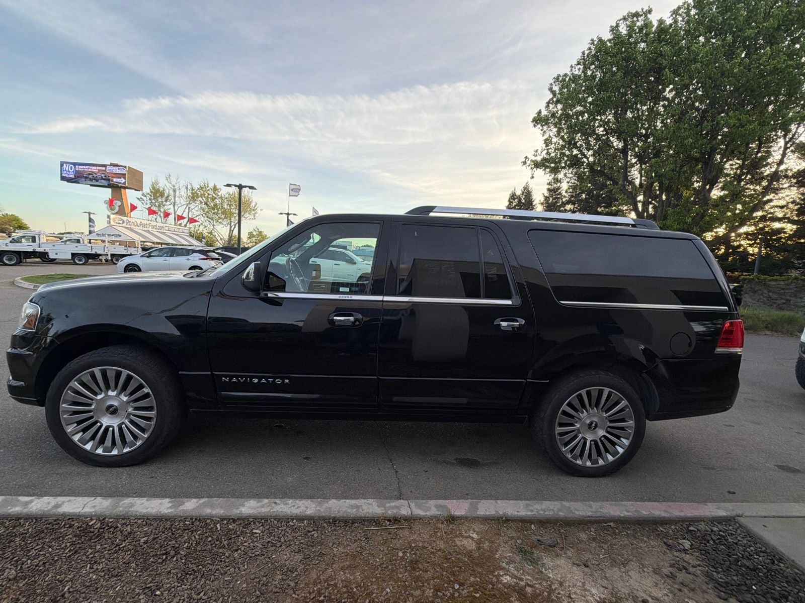 2017 Lincoln Navigator L Reserve