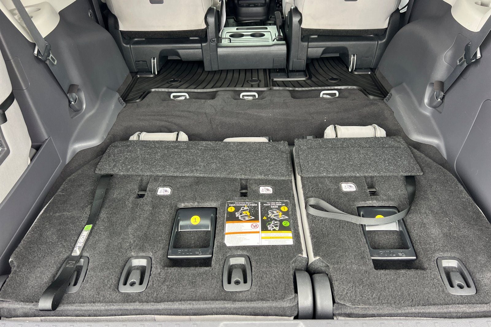 2023 Toyota Sienna LE 8 Passenger