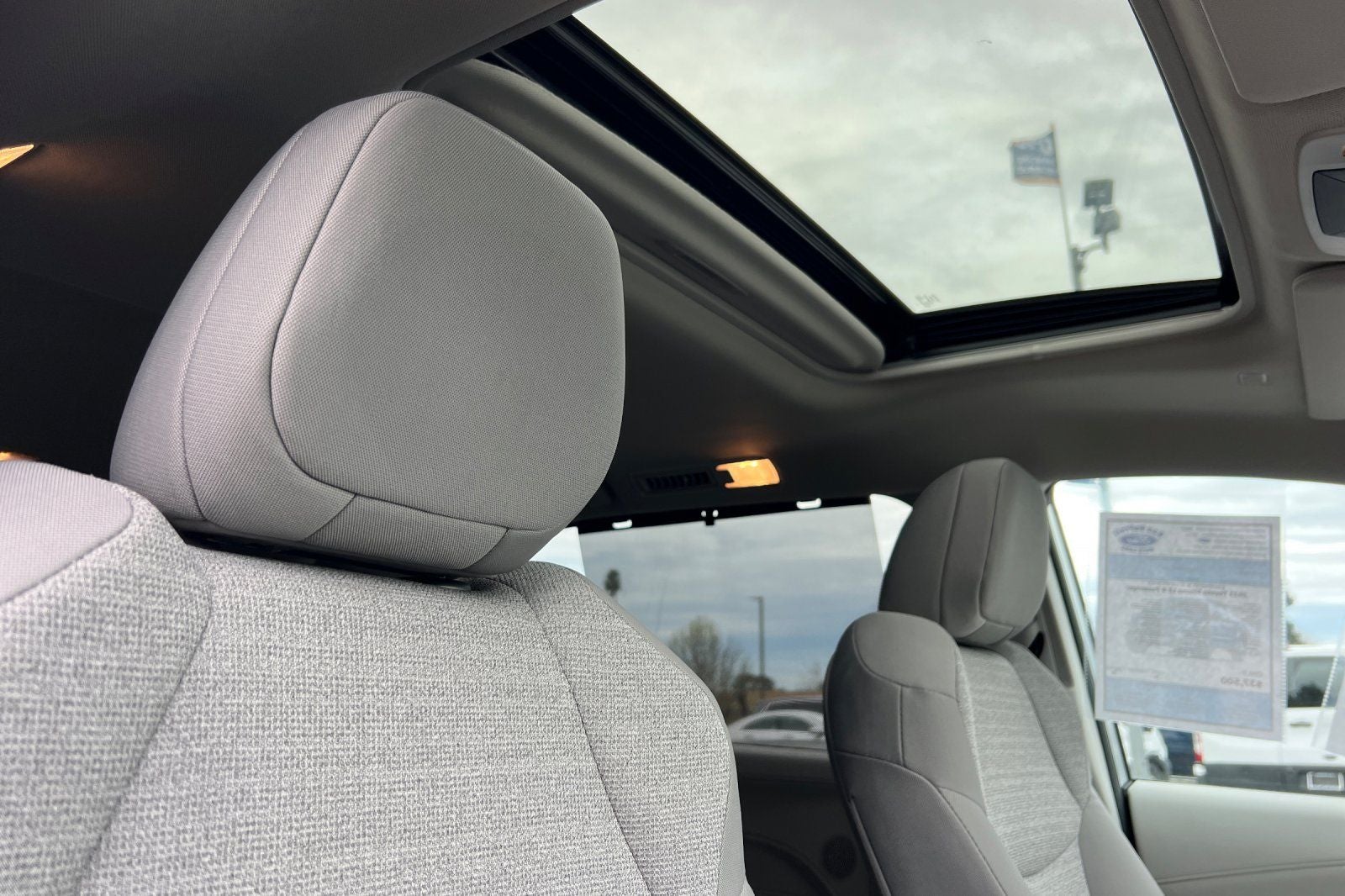 2023 Toyota Sienna LE 8 Passenger