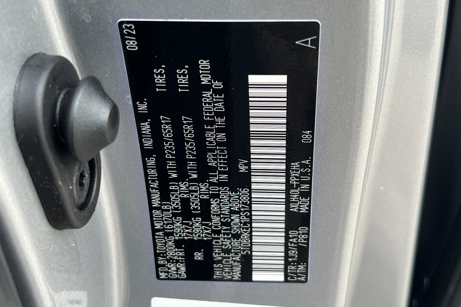 2023 Toyota Sienna LE 8 Passenger