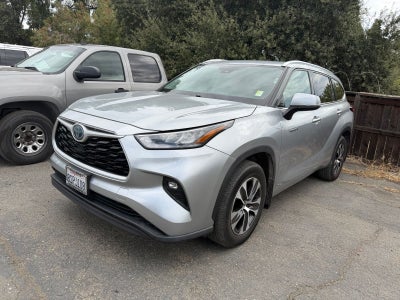 2020 Toyota Highlander Hybrid XLE