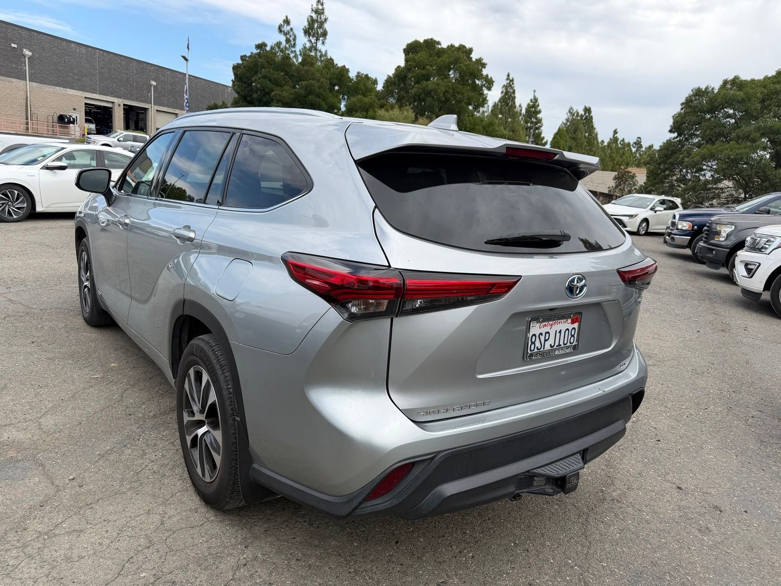 2020 Toyota Highlander Hybrid XLE
