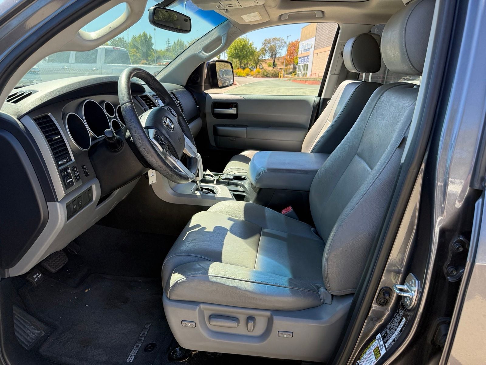 2014 Toyota Sequoia Limited