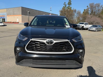 2024 Toyota Highlander LE