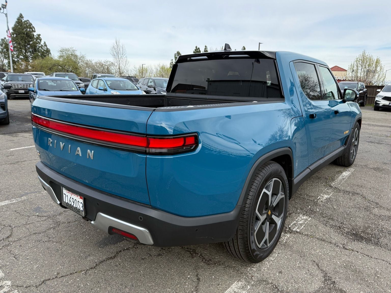 2023 Rivian R1T Adventure