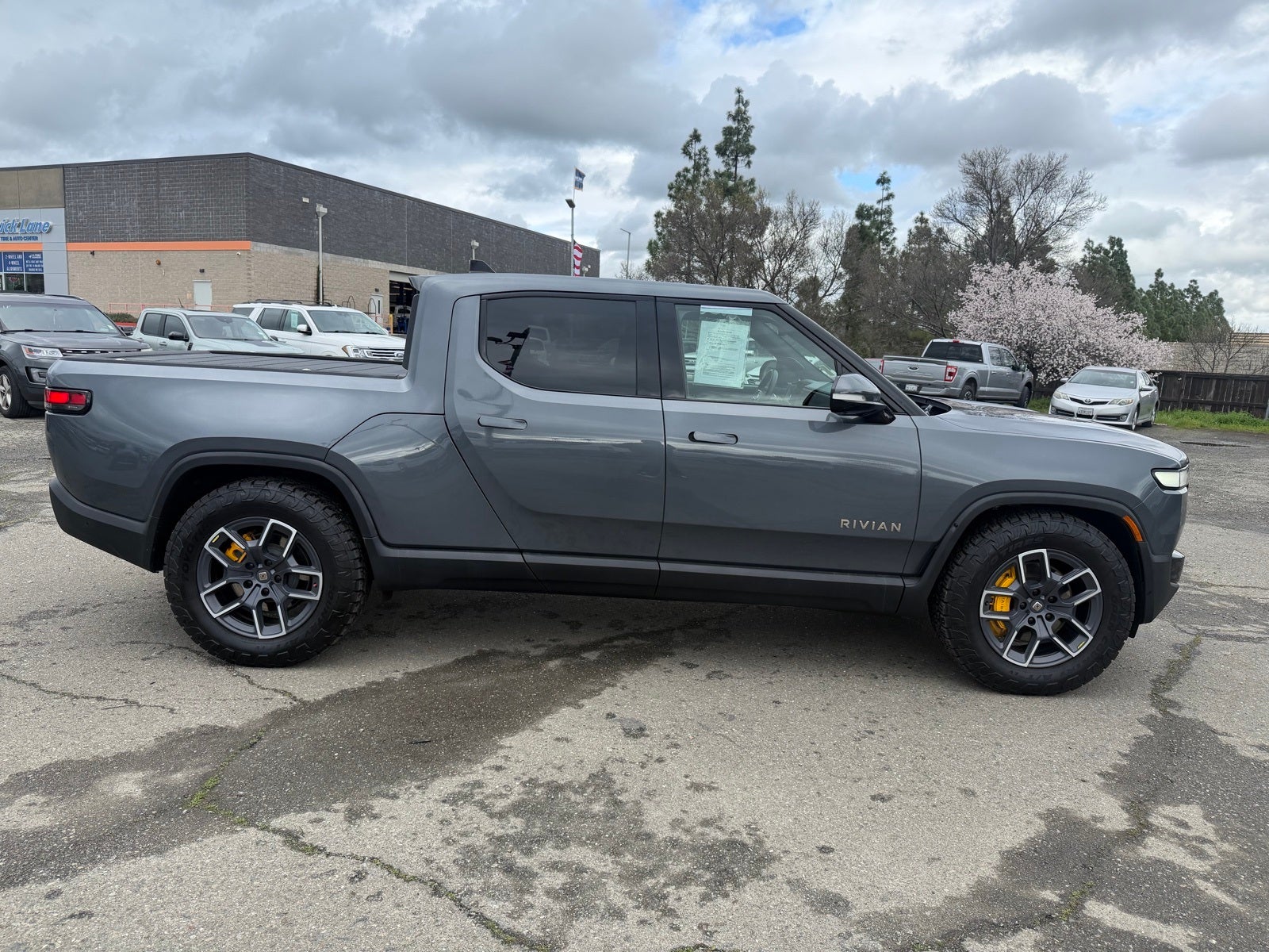 2022 Rivian R1T Launch Edition