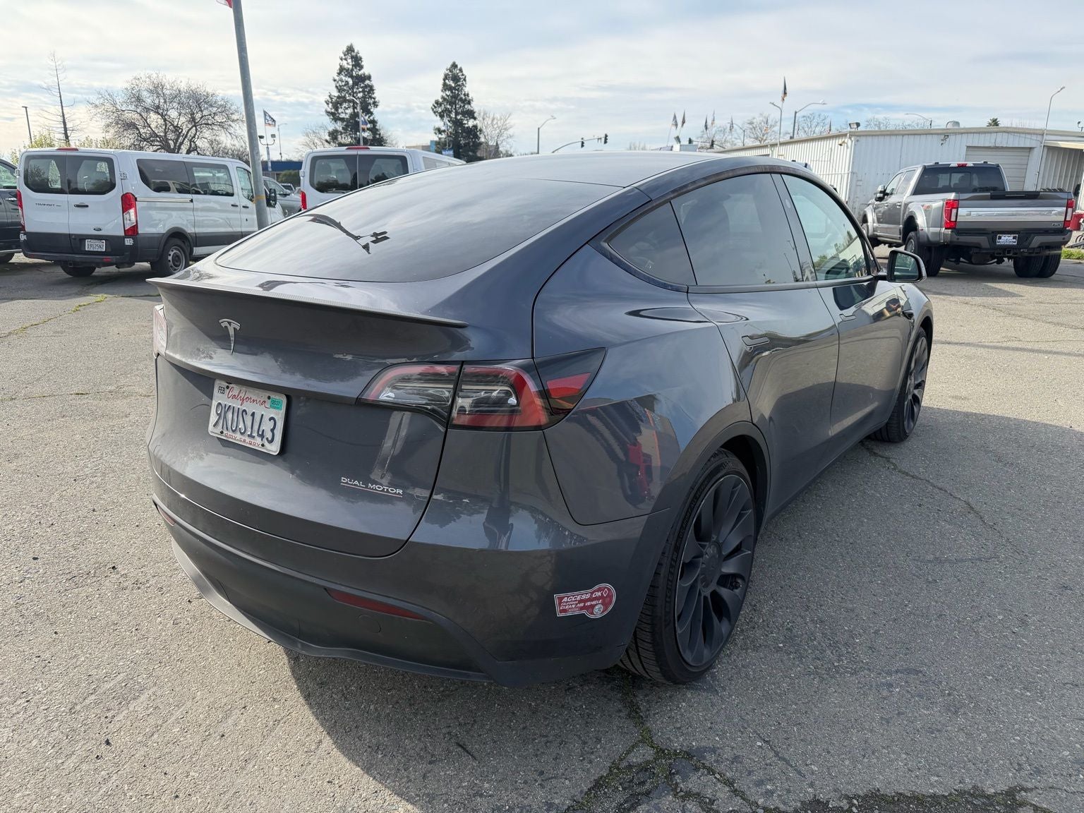 2023 Tesla Model Y Performance