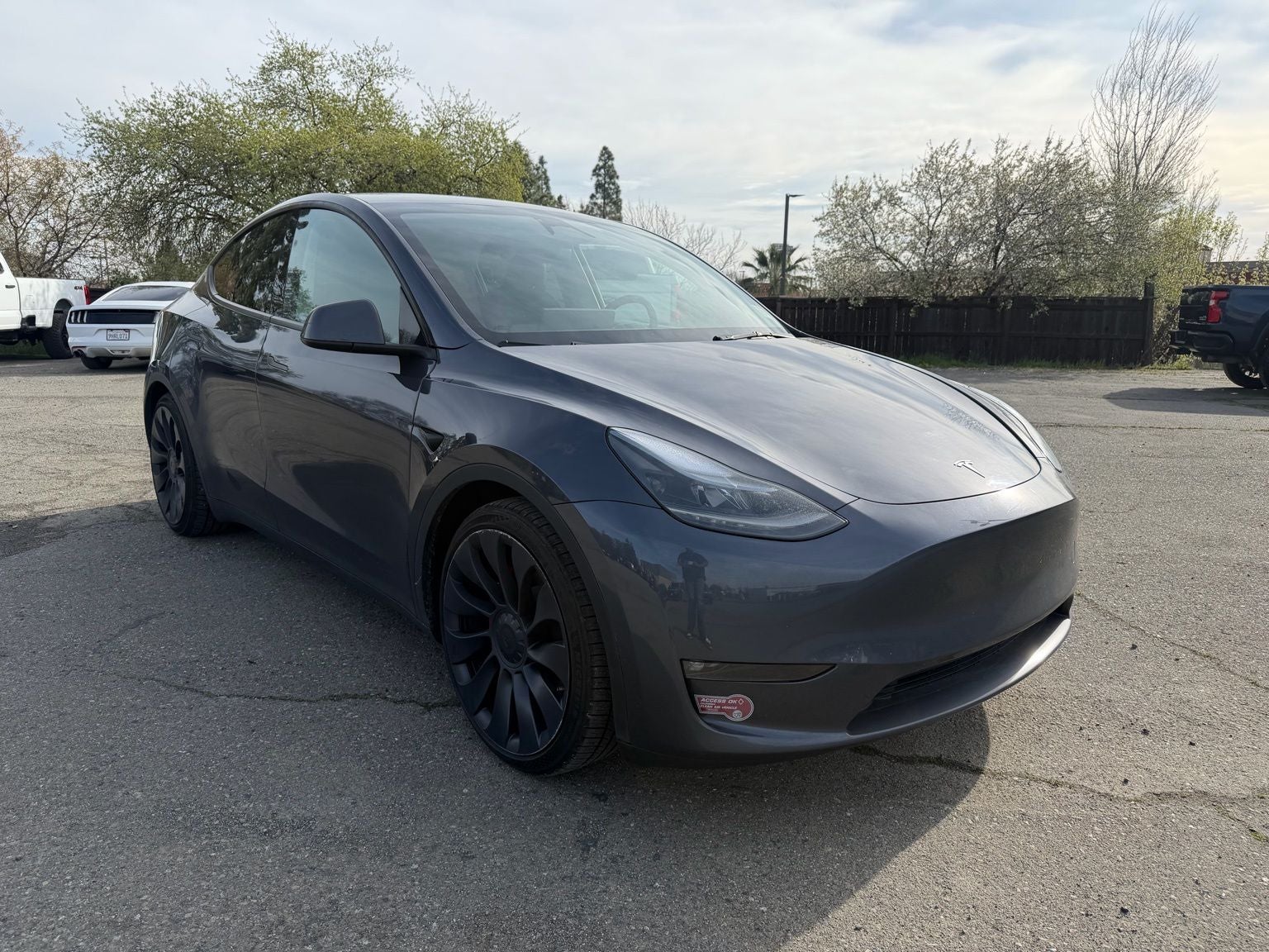 2023 Tesla Model Y Performance