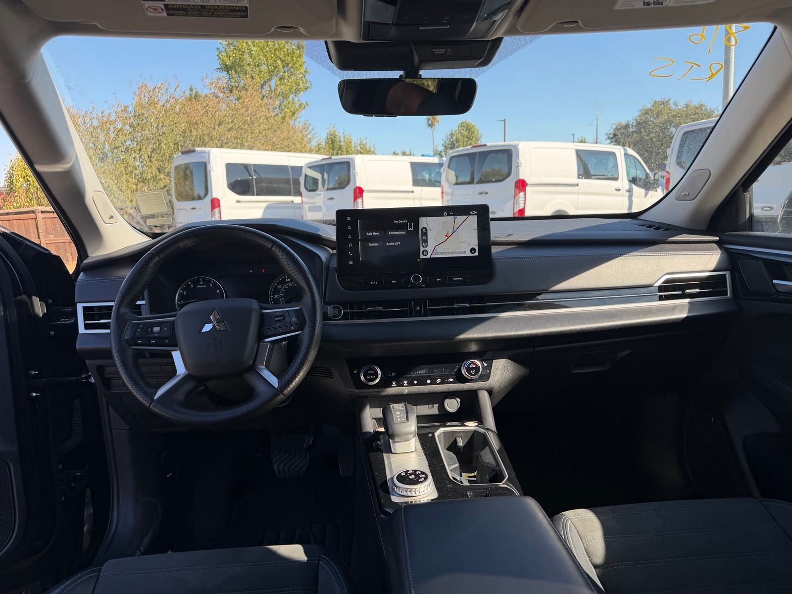 2025 Mitsubishi Outlander SE