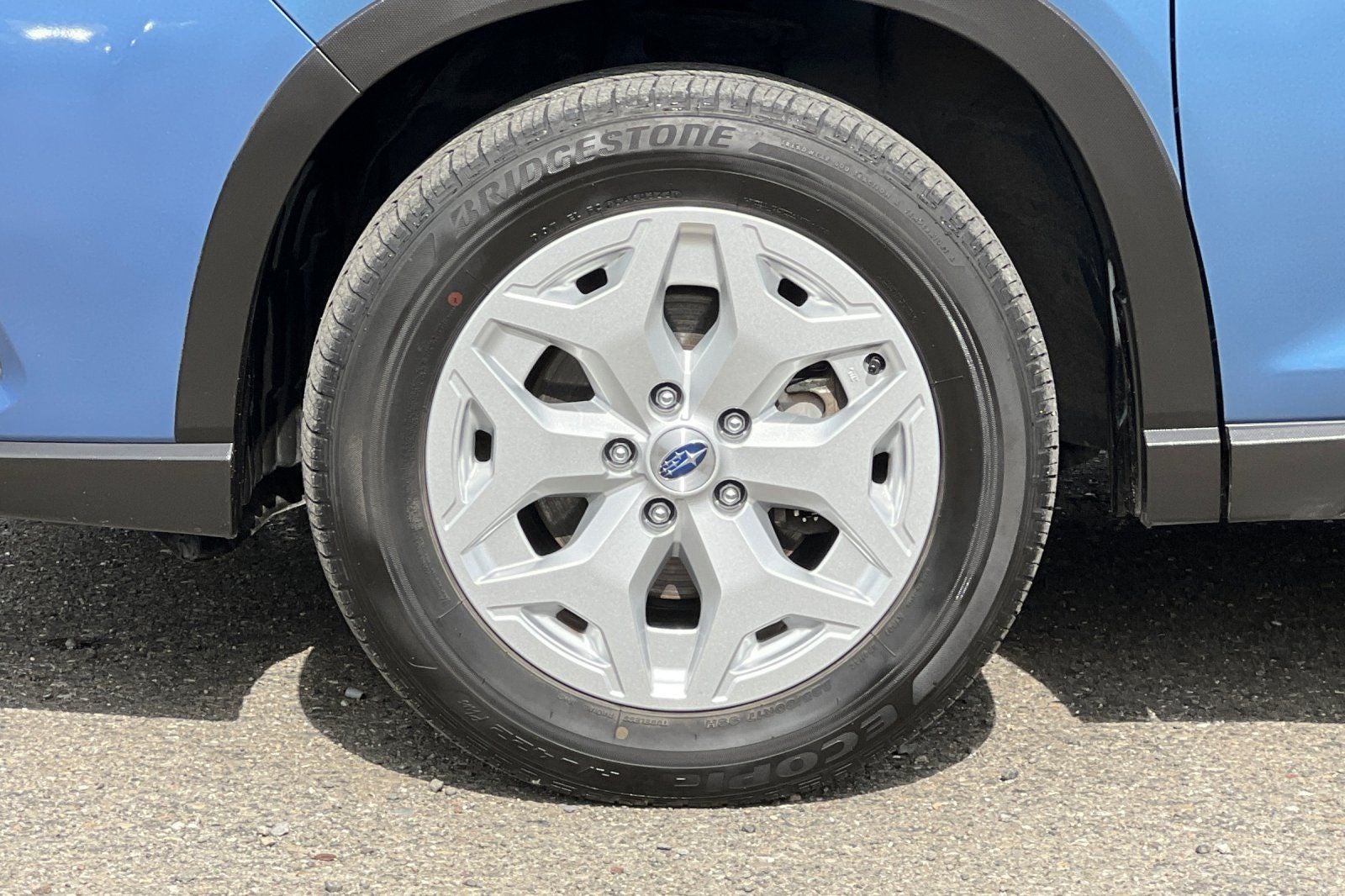 2023 Subaru Forester Base