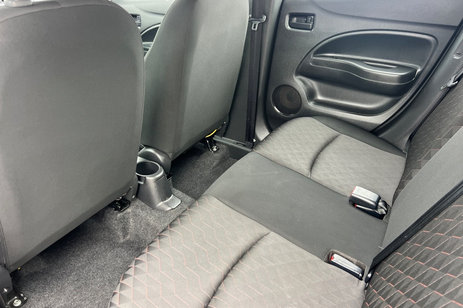 2022 Mitsubishi Mirage ES