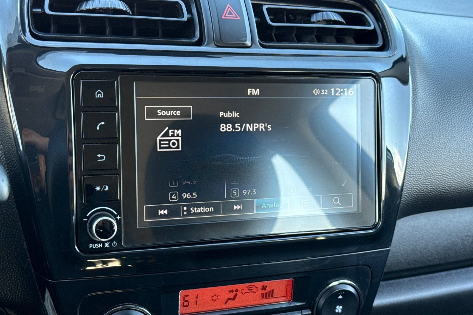 2022 Mitsubishi Mirage ES