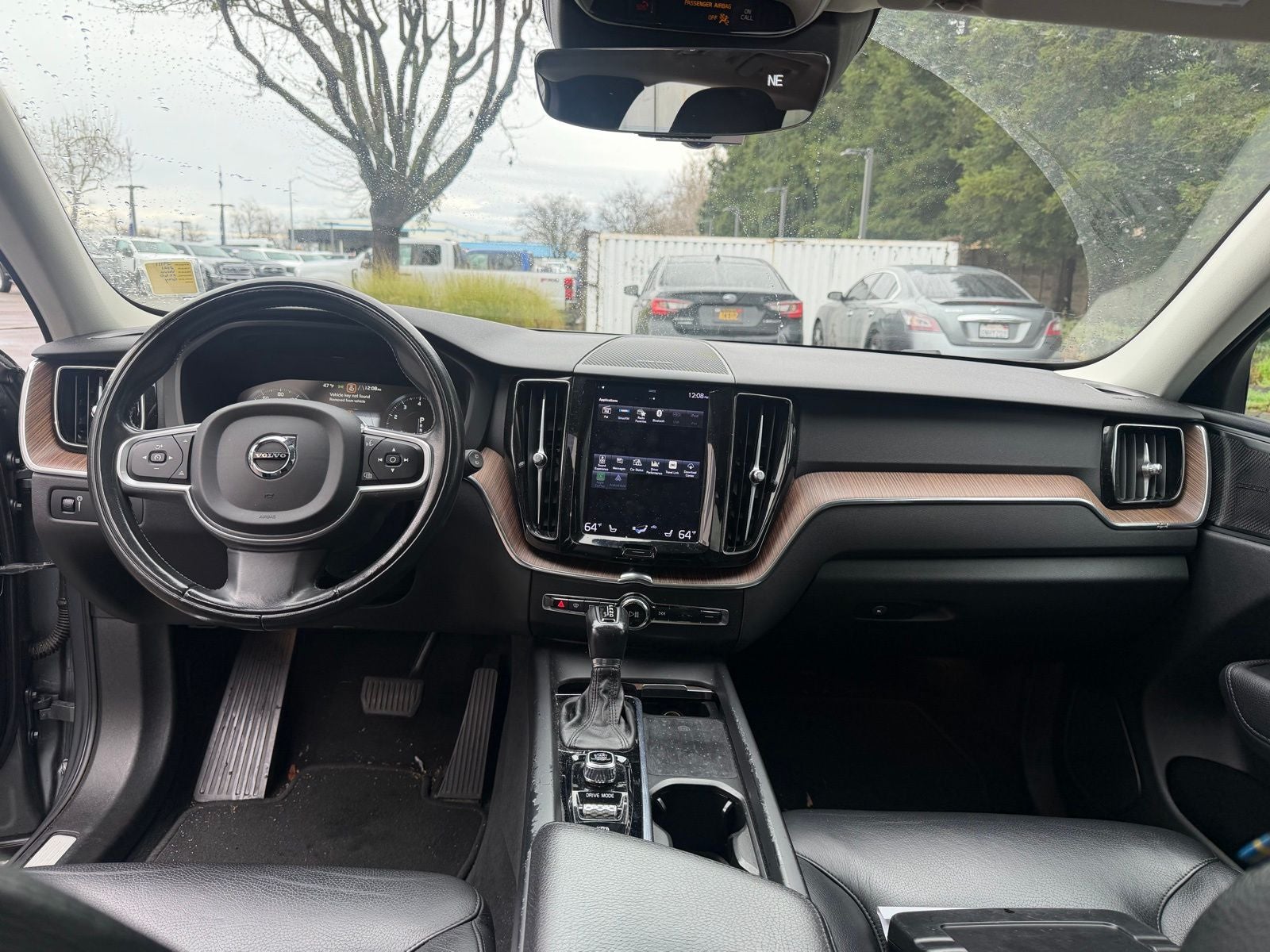 2021 Volvo XC60 T6 Momentum
