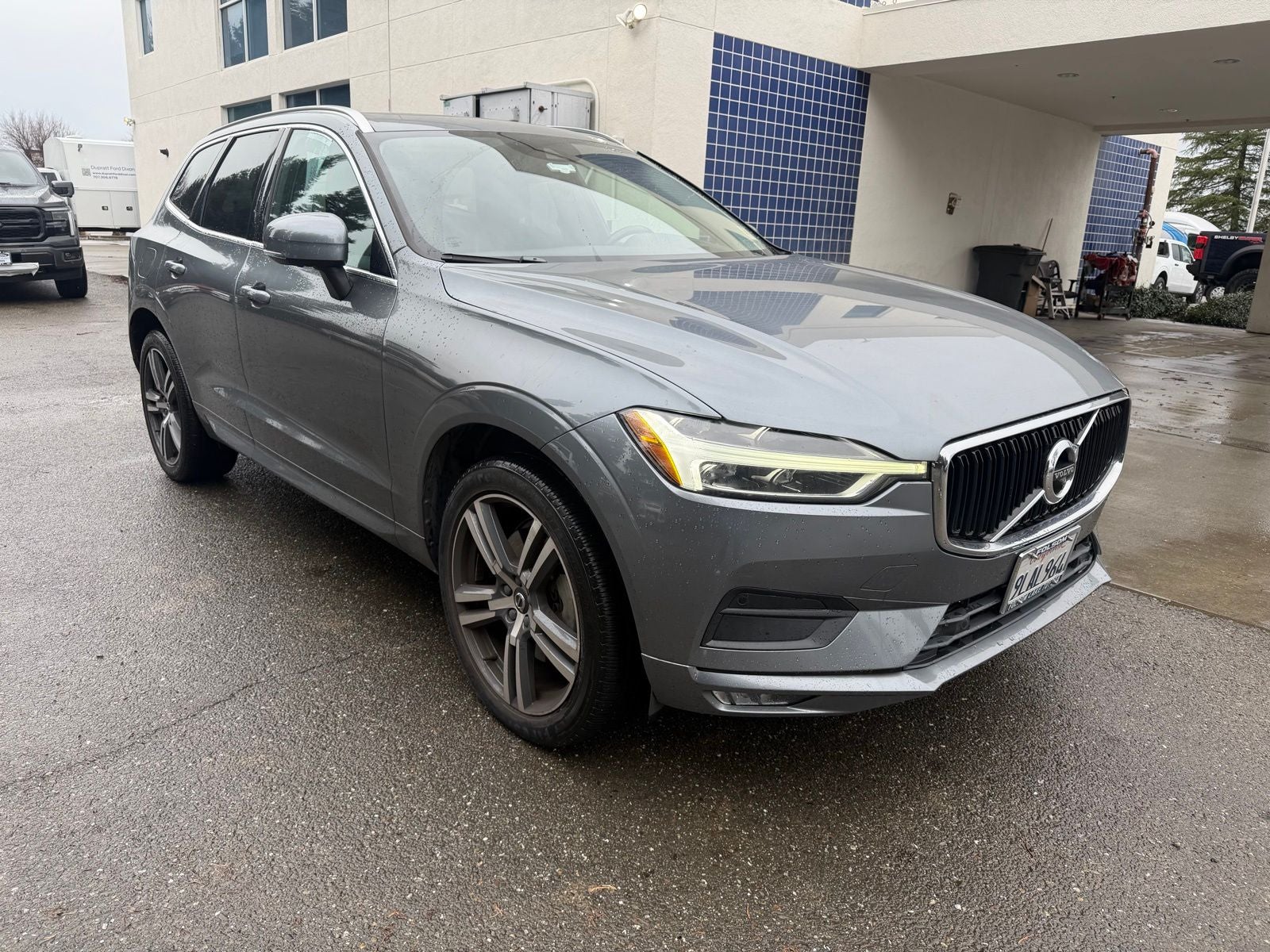 2021 Volvo XC60 T6 Momentum