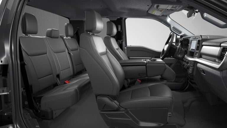 2026 Ford Super Duty F-350® XLT