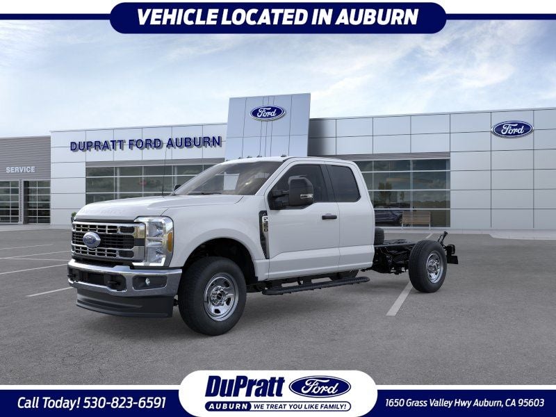 2026 Ford F-350 XL 4x4 SuperCab 168-In SRW's photo