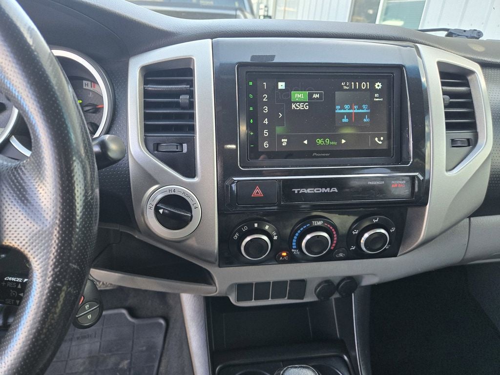 2015 Toyota Tacoma Base V6
