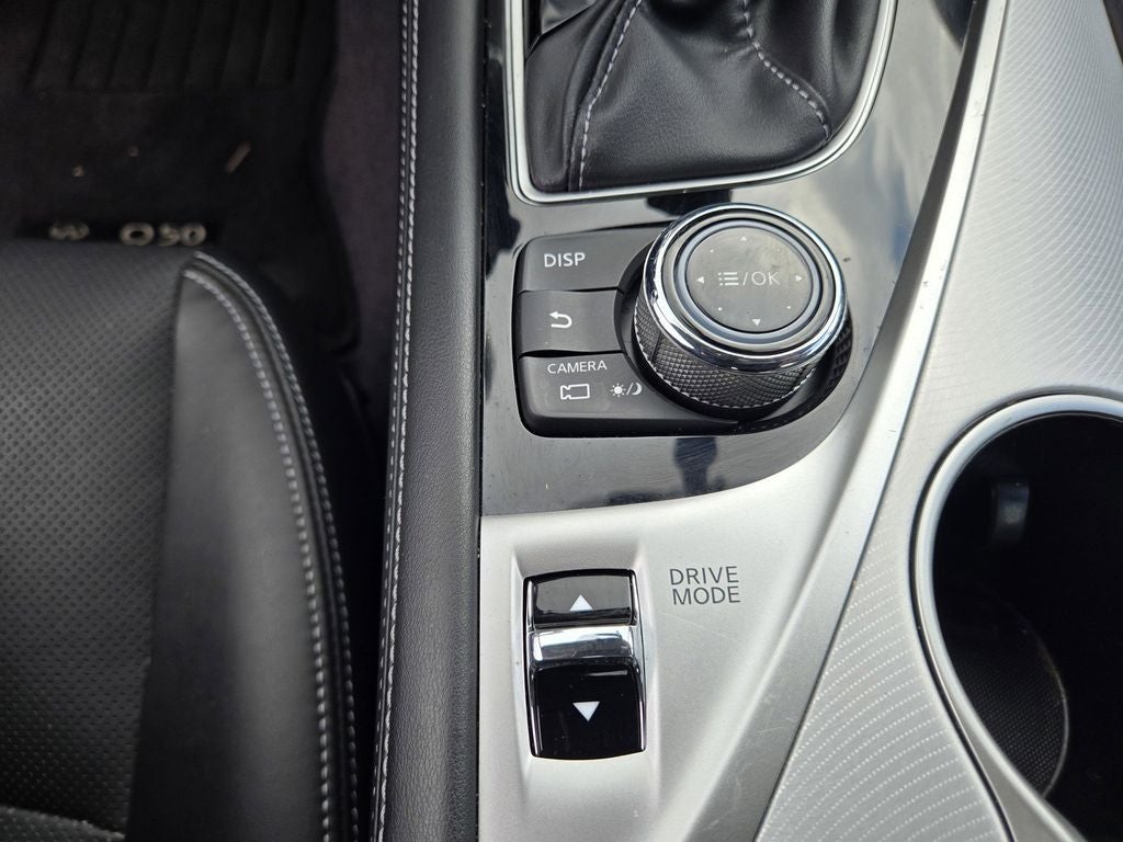 2024 INFINITI Q50 LUXE